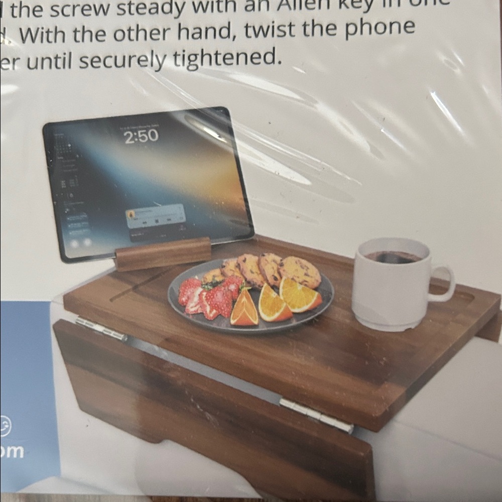 Wooden Tablet Stand with Adjustable Angles